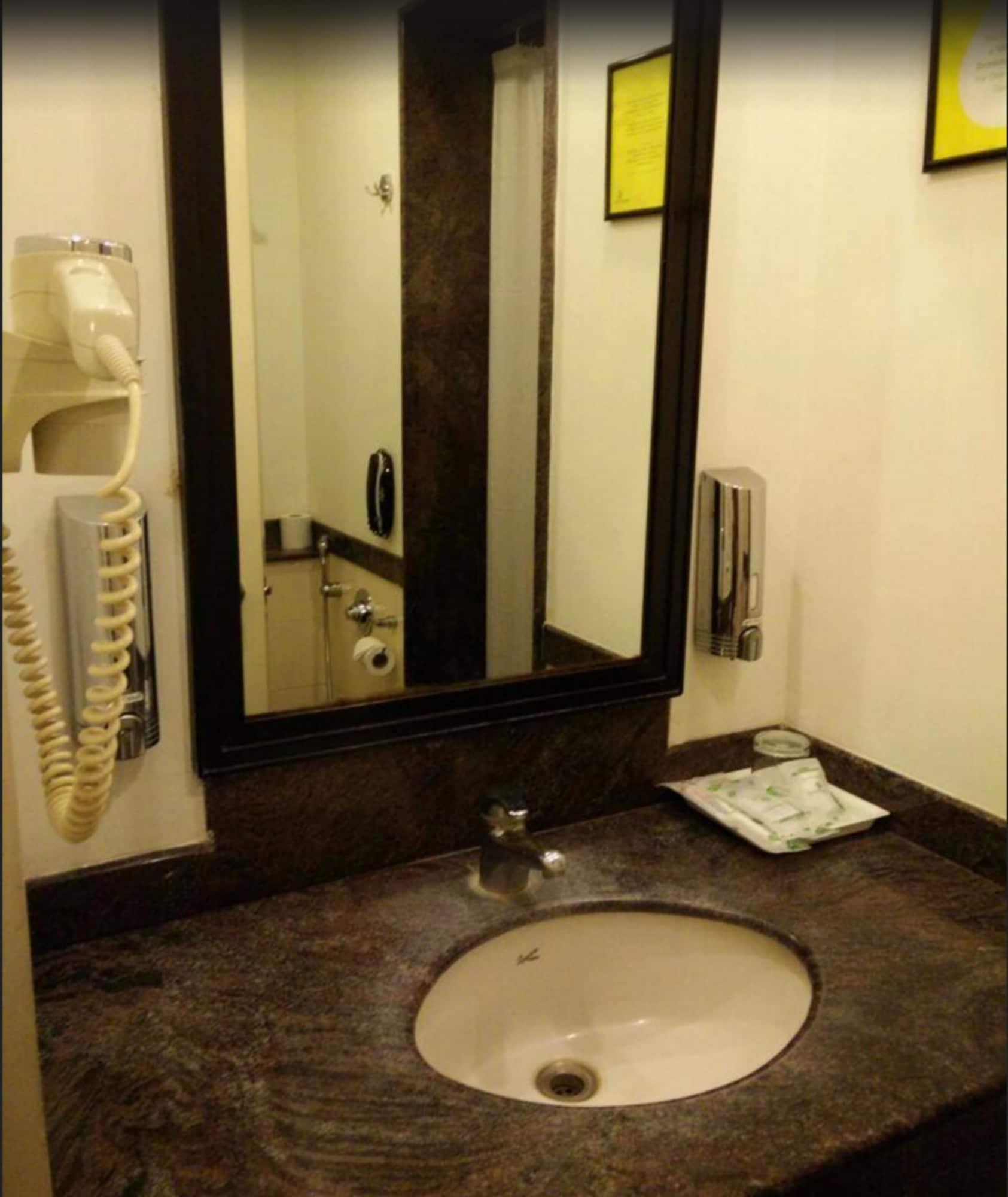 Lemon Tree Hotel, Gachibowli, Hyderabad Luaran gambar