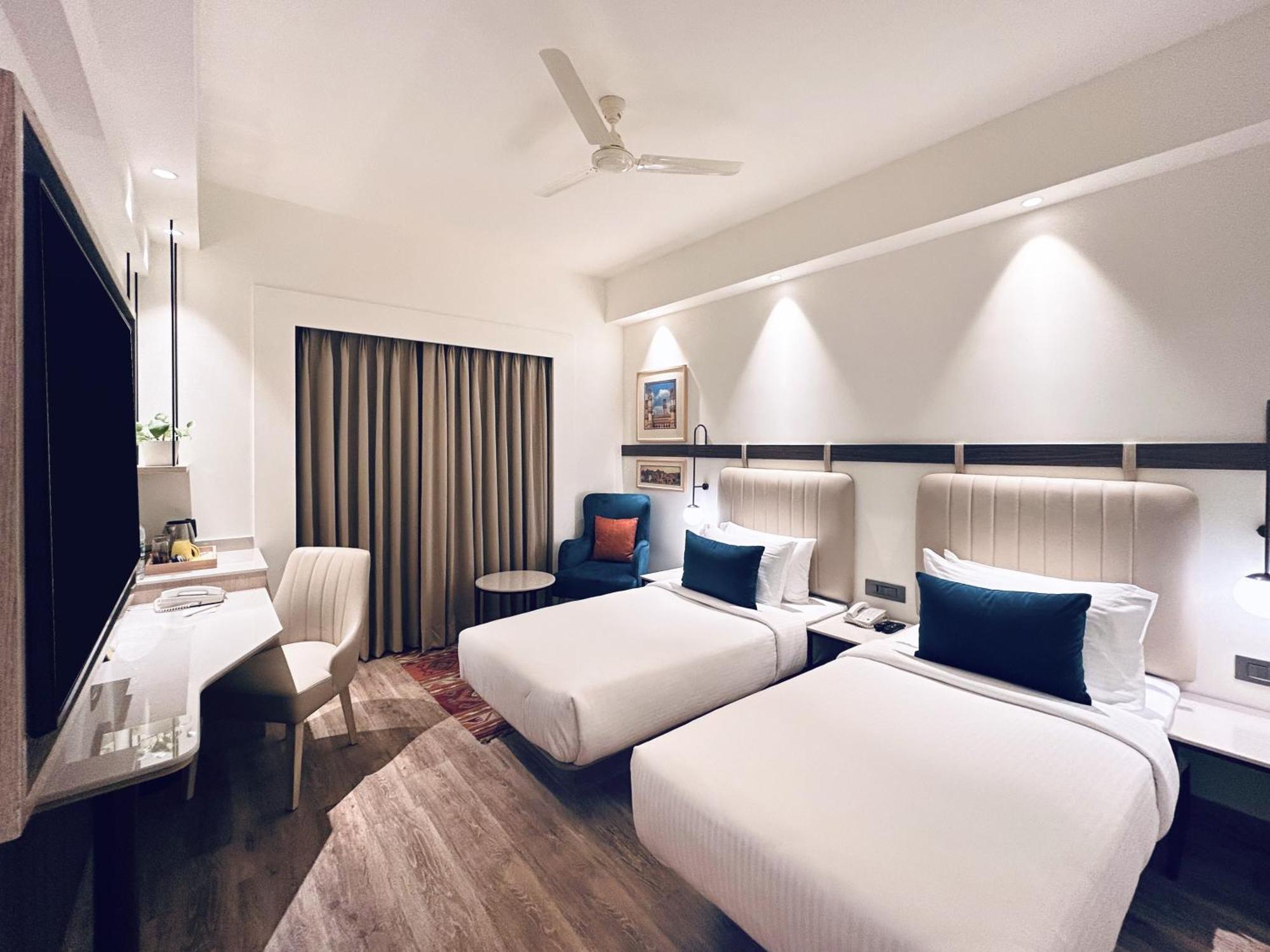 Lemon Tree Hotel, Gachibowli, Hyderabad Luaran gambar