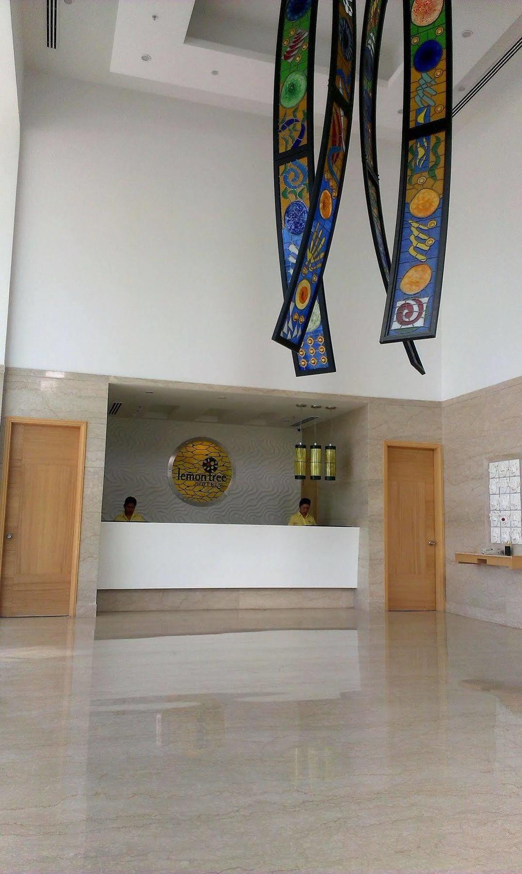 Lemon Tree Hotel, Gachibowli, Hyderabad Luaran gambar